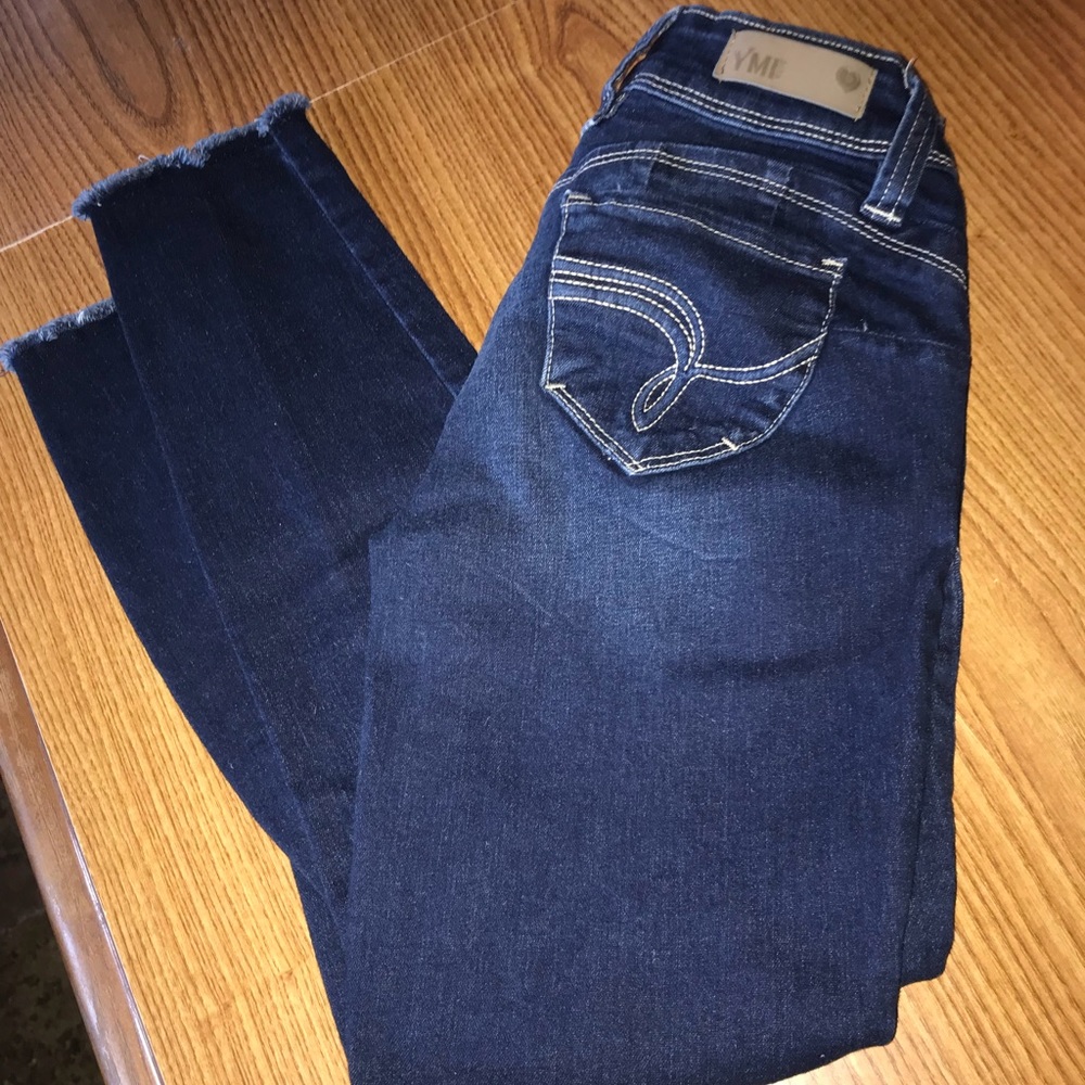 YMI frayed skinny jeans 👖